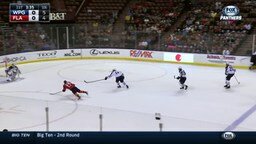 Внезапный хоккейный гол смотреть видео прикол - 0:45